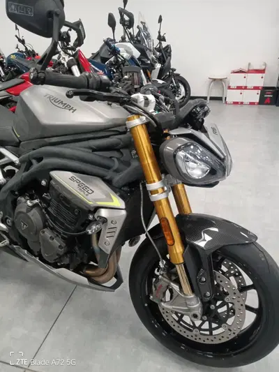 Triumph Speed Triple 1200 RS (2021 - 24) usata