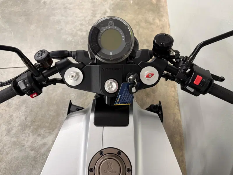 Husqvarna Vitpilen 701 (2018 - 19) (15)