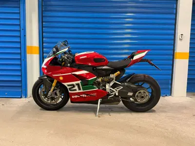 Ducati Panigale V2 Bayliss 1st Championship 20th Anniversary (2021 - 24) usata