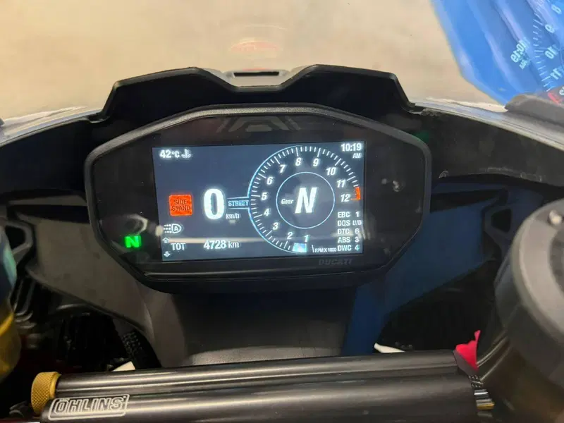Ducati Panigale V2 Bayliss 1st Championship 20th Anniversary (2021 - 24) (3)