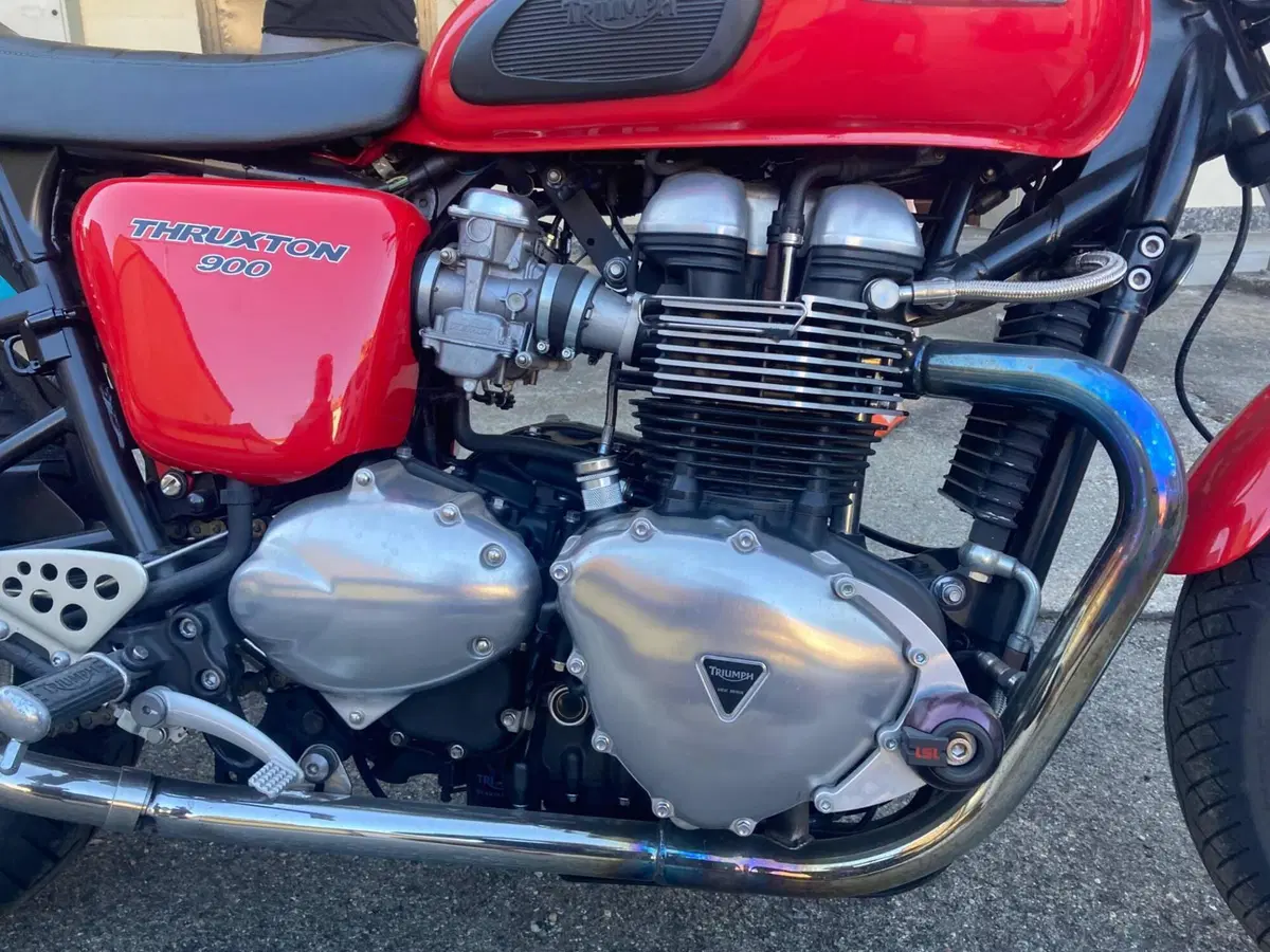 Triumph Thruxton 900 (2004 - 15) (2)