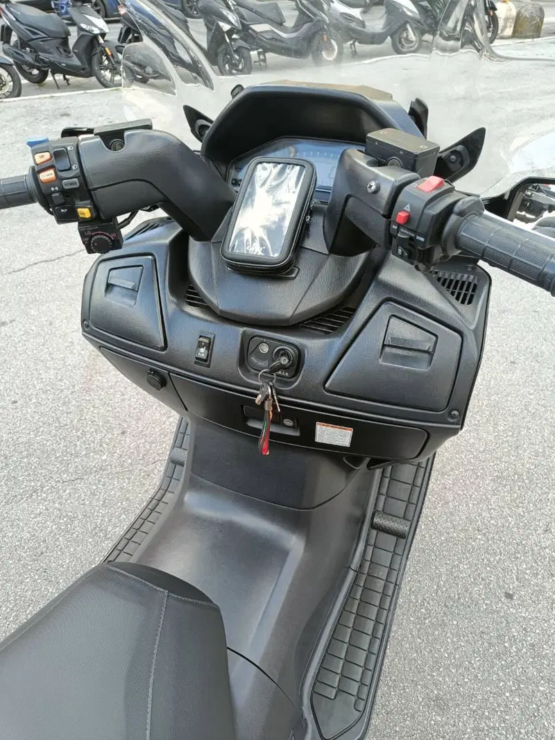 Suzuki Burgman AN 650 Executive ABS (2006 - 12) (2)