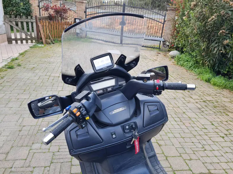 Suzuki Burgman AN 650 Executive ABS (2013 - 17) (4)