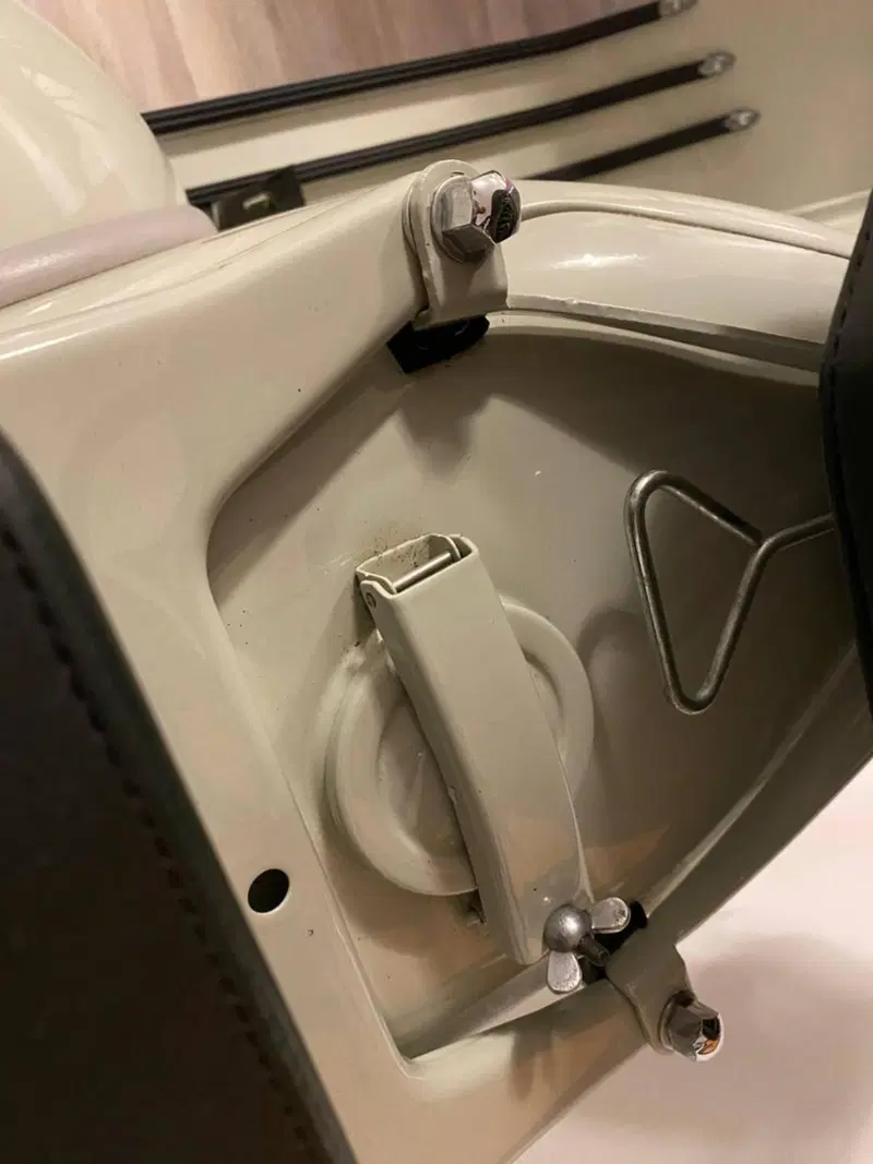 Piaggio Vespa Struzzo VL3T 150 (5)