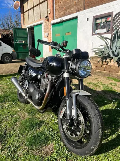 Triumph Speed Twin 1200 (2021 - 24) usata