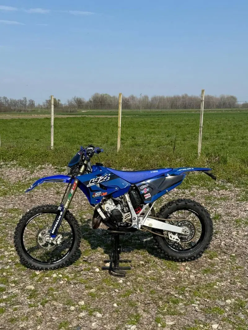 Yamaha YZ 125 (2016) (5)