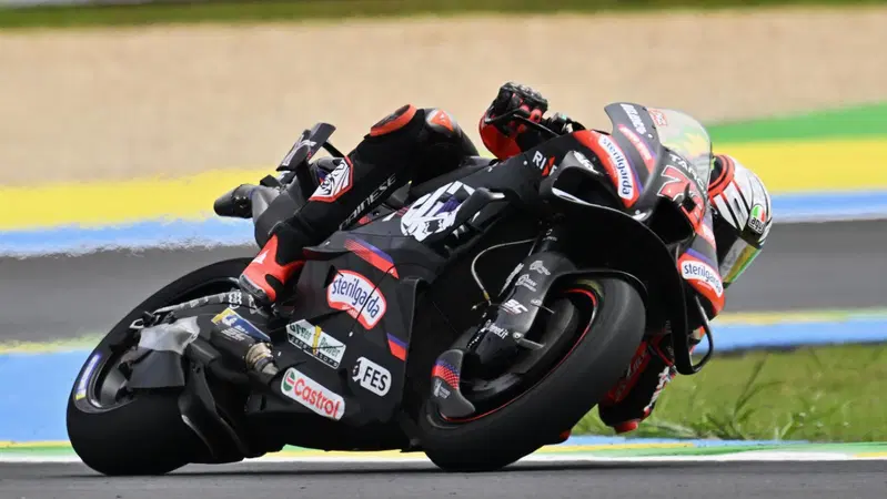 MotoGP 2026. GP del Brasile. Capolavoro Marco Bezzecchi, capolavoro Aprilia: secondo Jorge Mart&iacute;n, Fabio Di Giannantonio regola Marc M&aacute;rquez [CLASSIFICA]