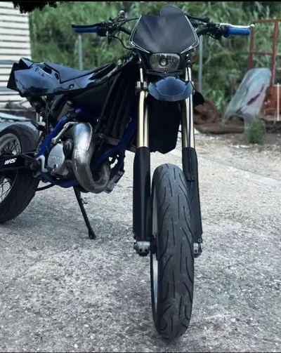 Husqvarna SM 125 S (2006) usata