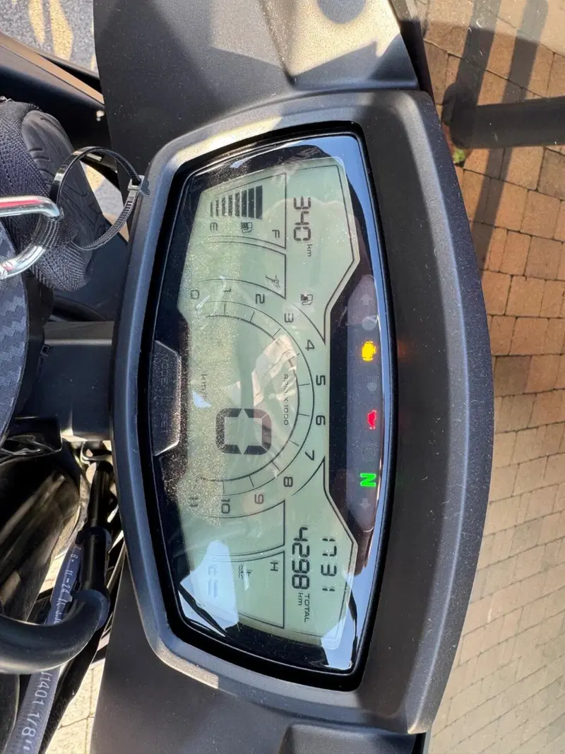 Aprilia Tuono 125 (2025 - 26) (3)
