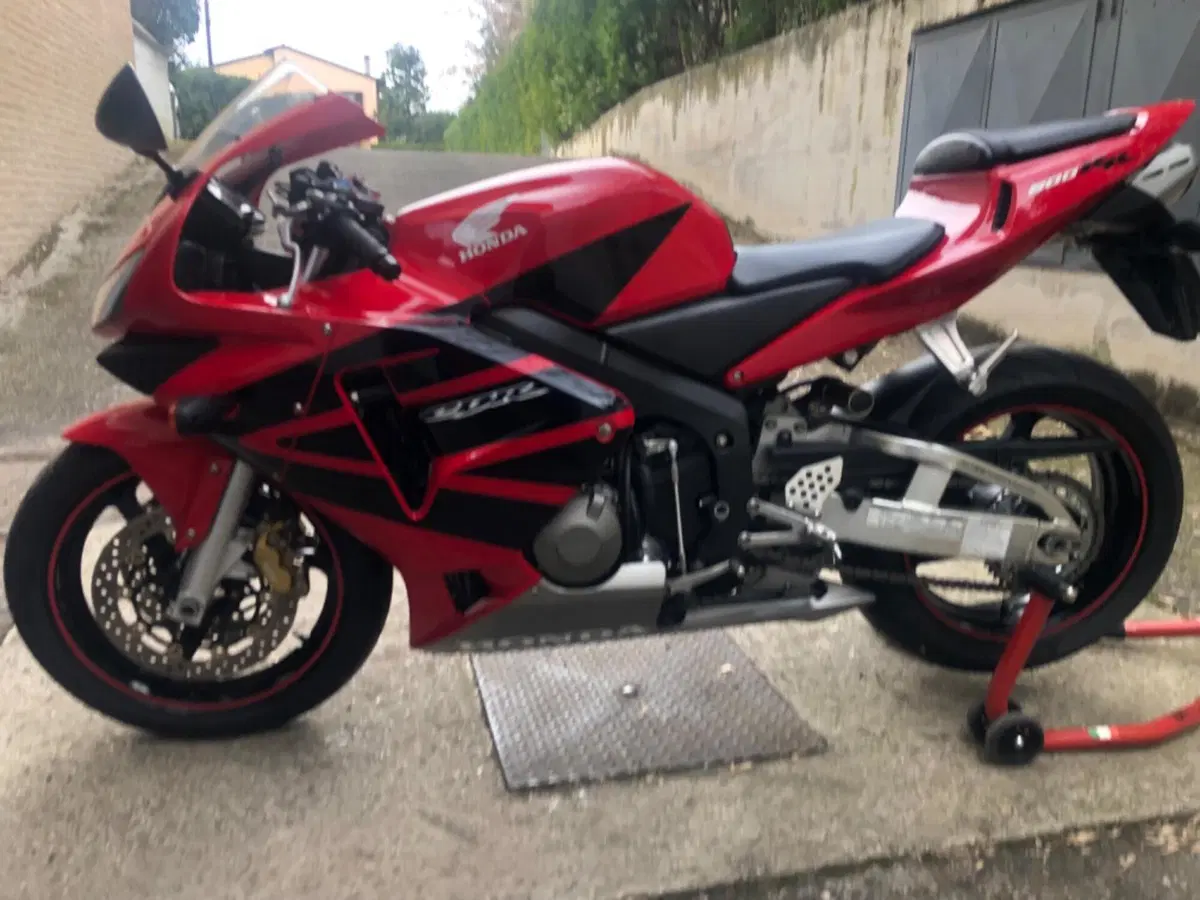 Honda CBR 600 RR (2003 - 04) (3)