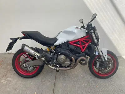 Ducati Monster 821 ABS (2014 - 17) usata