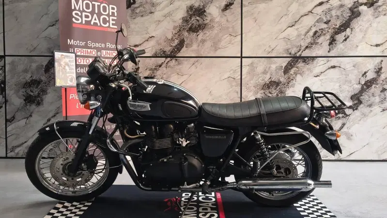 Triumph Bonneville (2007 - 16) (10)