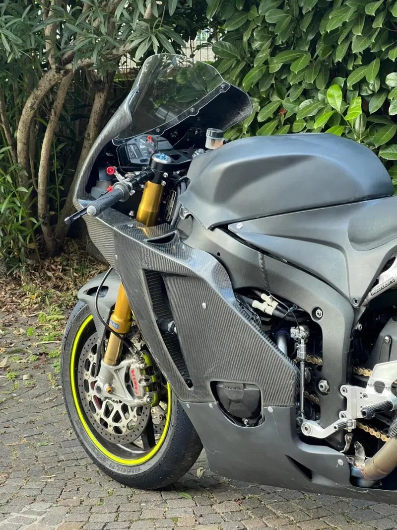 Honda CBR 600 RR (2007 - 08) (8)