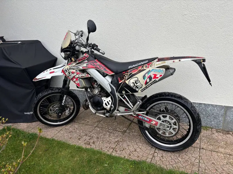 HM Derapage 50 (2009 - 11) 