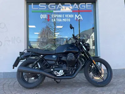 Moto Guzzi V7 Stone (2021 - 24) usata