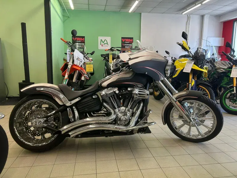 Harley-Davidson 1584 Rocker C (2009 - 11) - FXCWC
