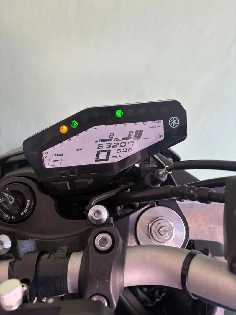 Yamaha MT-09 (2017 - 20) (5)