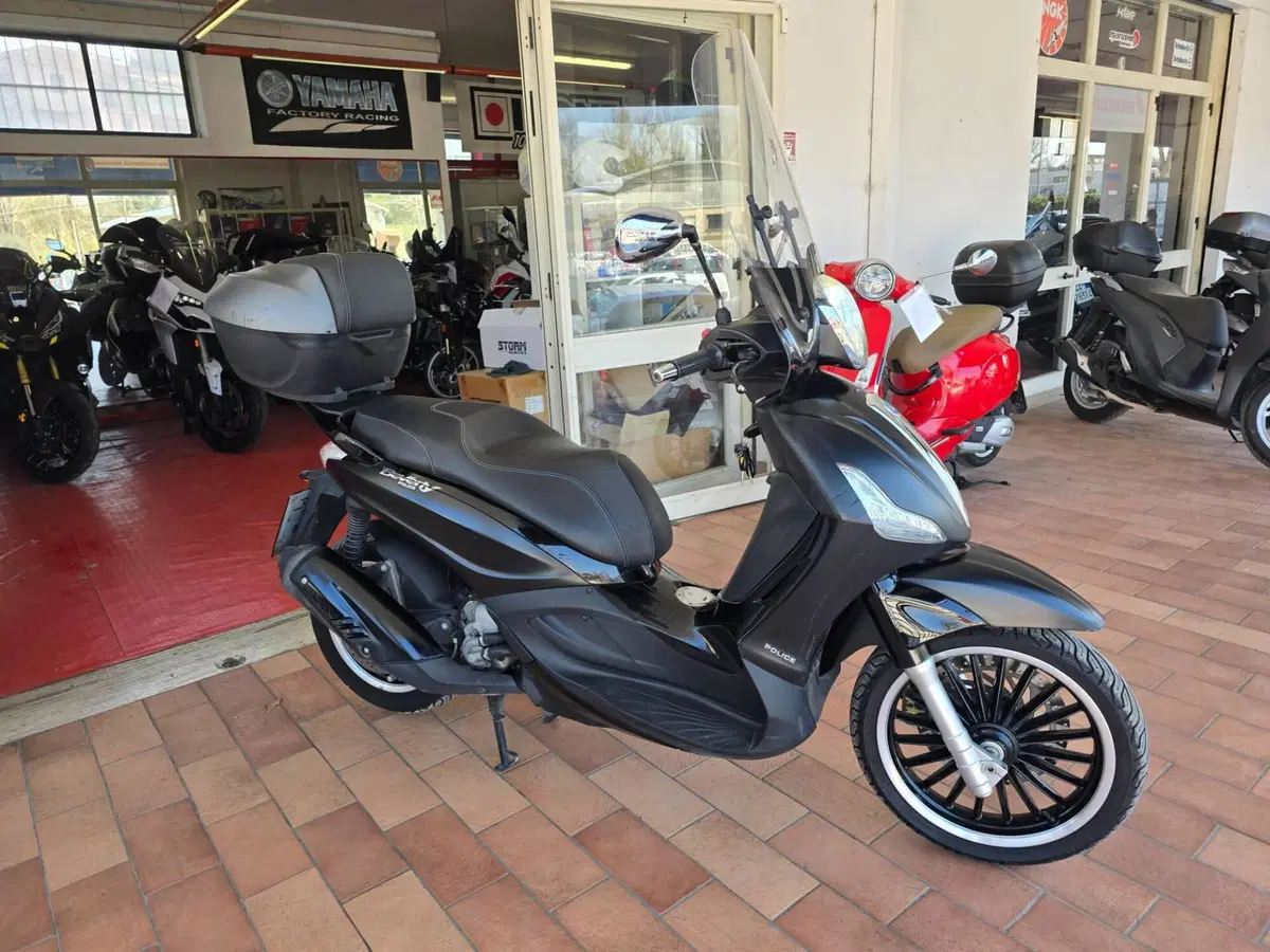 Piaggio Beverly 300 i.e. Police ABS-ASR (2017 - 20)