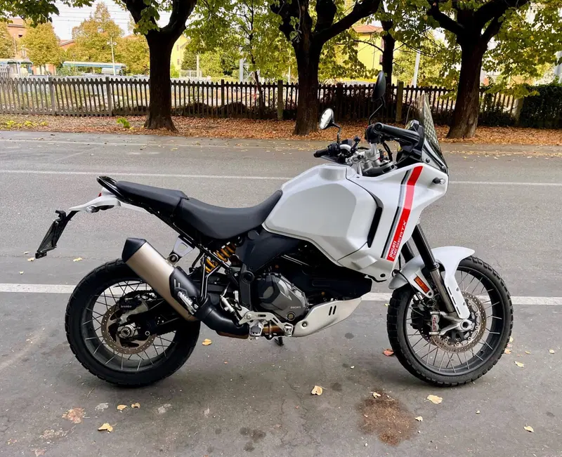 Ducati DesertX (2022 - 25) (2)