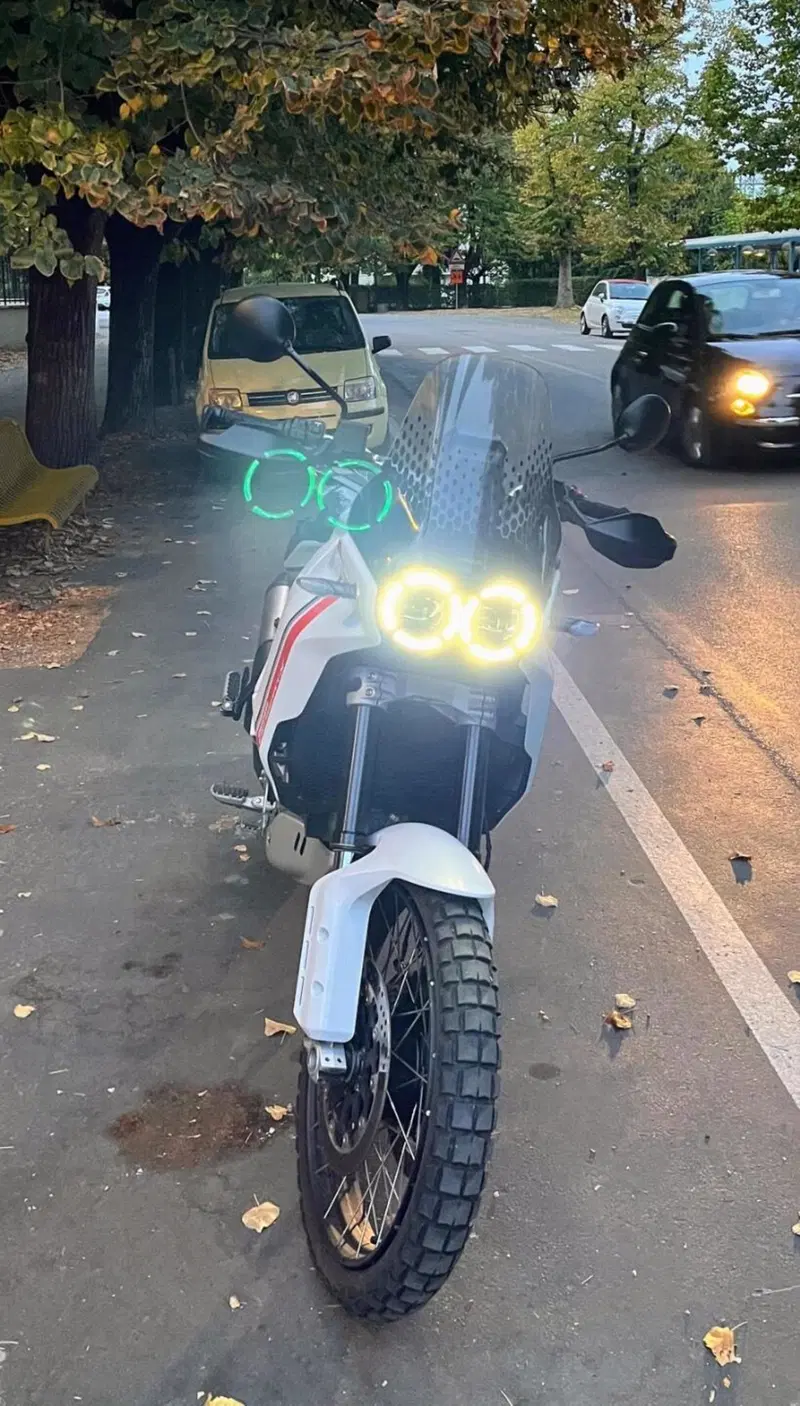 Ducati DesertX (2022 - 25) (5)