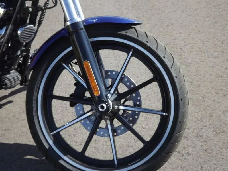 Harley-Davidson 1690 Breakout (2013 - 17) - FXSB (3)