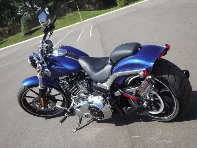 Harley-Davidson 1690 Breakout (2013 - 17) - FXSB (6)