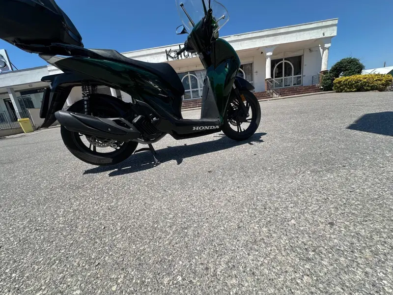 Honda SH 150i Vetro (2024 - 25)