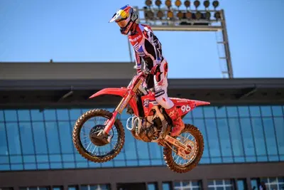 DopoGP MX &amp; SX: la prima vittoria di Triumph! Deegan penalizzato ingiustamente? E' caos! [VIDEO] 