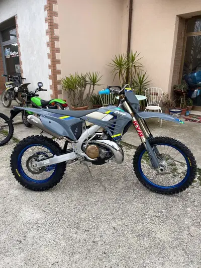 Tm Moto EN 300 Fi ES 2T TM Corse (2026) nuova