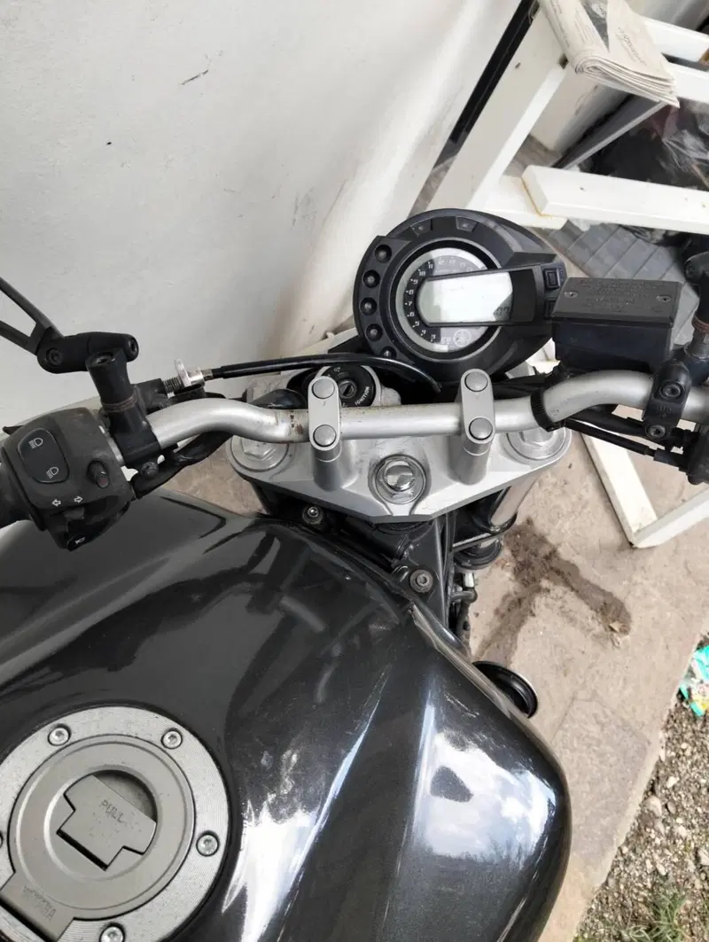 Yamaha FZ6 (2004 - 07) (4)