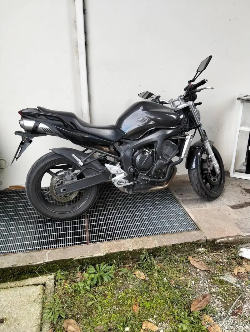 Yamaha FZ6 (2004 - 07) (5)