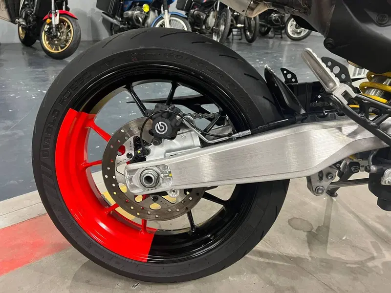 Ducati Hypermotard 698 Mono RVE (2024 - 26) (9)