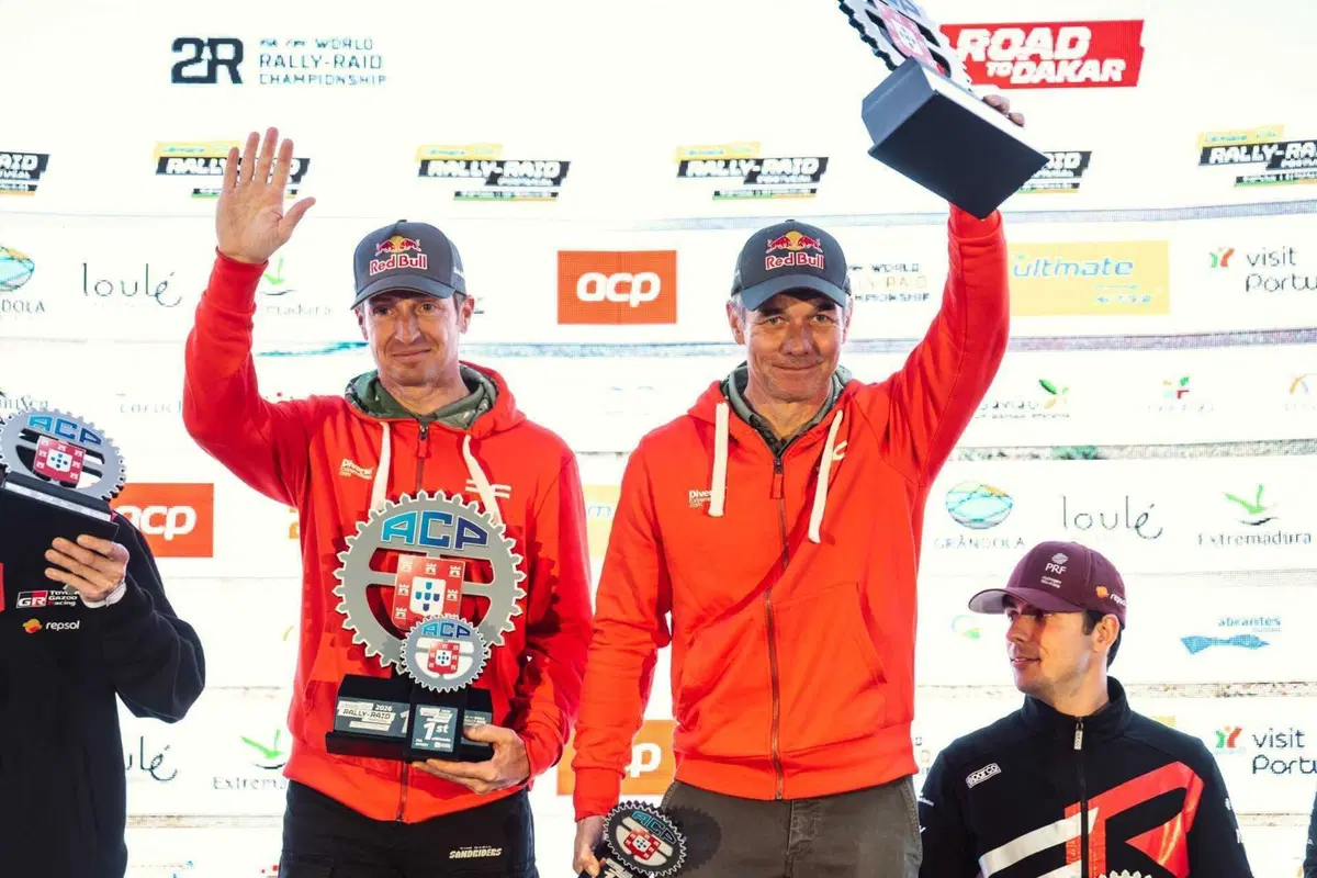 Mondiale Rally-Raid. Daniel Sanders, KTM, e Sébastien Loeb, Dacia, vincitori in Portogallo [VIDEO] (3)