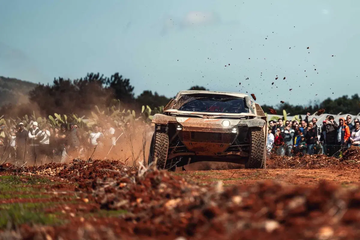 Mondiale Rally-Raid. Daniel Sanders, KTM, e Sébastien Loeb, Dacia, vincitori in Portogallo [VIDEO] (6)