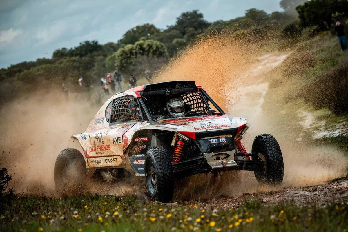Mondiale Rally-Raid. Daniel Sanders, KTM, e Sébastien Loeb, Dacia, vincitori in Portogallo [VIDEO] (10)