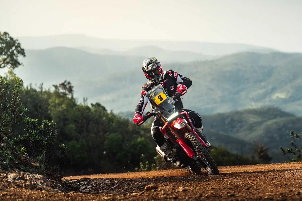Mondiale Rally-Raid. Daniel Sanders, KTM, e Sébastien Loeb, Dacia, vincitori in Portogallo [VIDEO] (8)