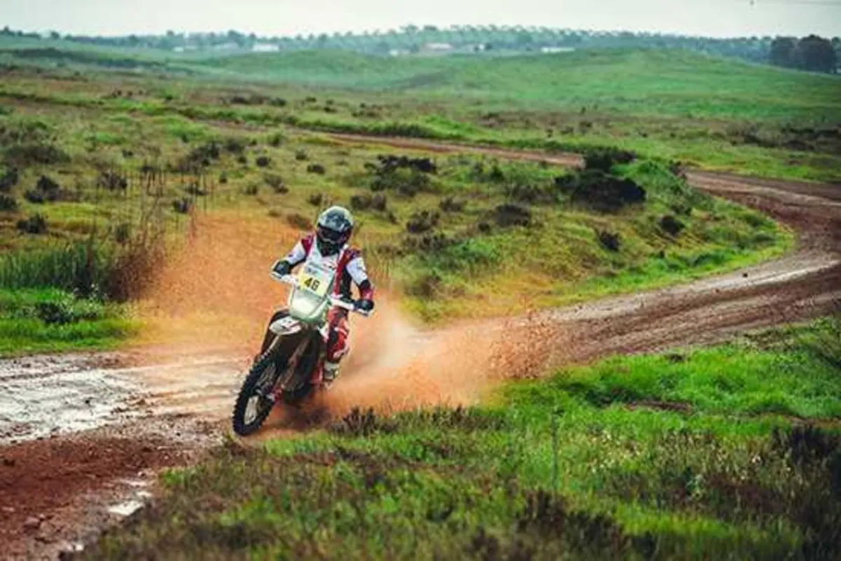 Mondiale Rally-Raid. Daniel Sanders, KTM, e Sébastien Loeb, Dacia, vincitori in Portogallo [VIDEO]