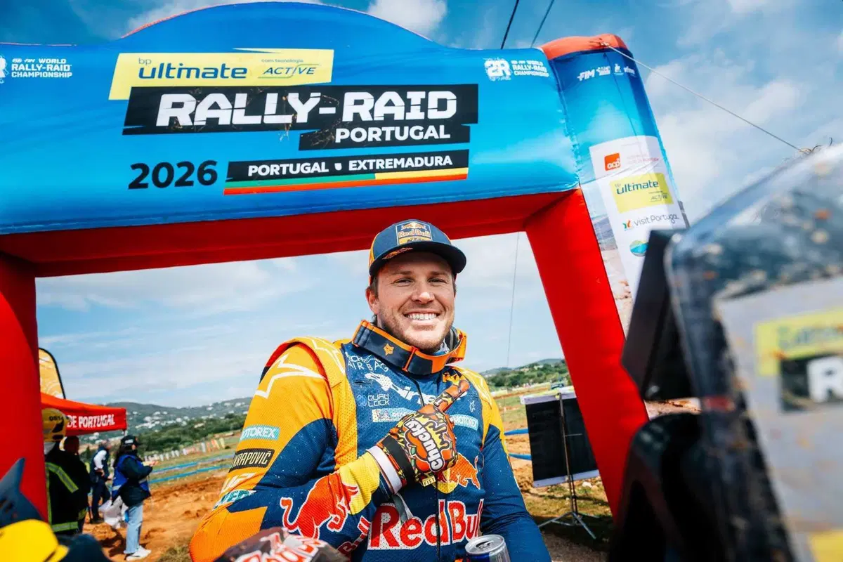 Mondiale Rally-Raid. Daniel Sanders, KTM, e Sébastien Loeb, Dacia, vincitori in Portogallo [VIDEO] (3)