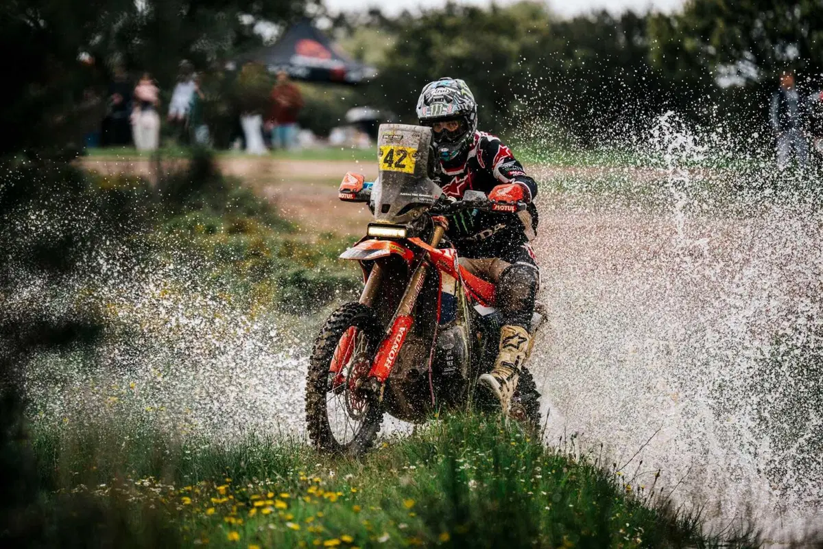 Mondiale Rally-Raid. Daniel Sanders, KTM, e Sébastien Loeb, Dacia, vincitori in Portogallo [VIDEO] (38)