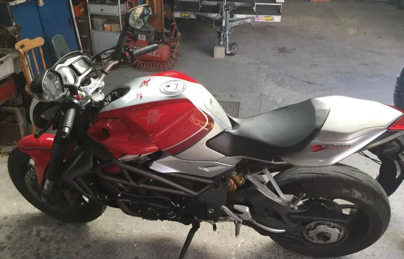 MV Agusta Brutale 1090 RR (2009 - 15) (3)