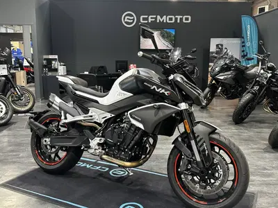 CFMOTO 800NK Advanced (2023 - 26) usata