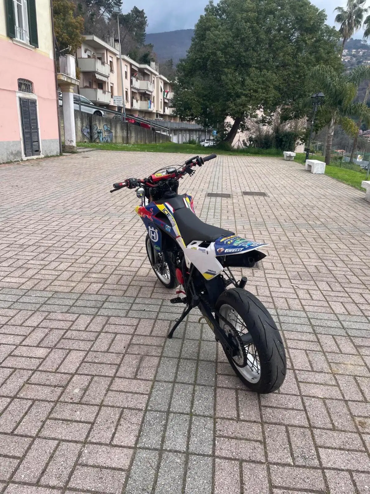 Husqvarna SM 125 (2009) (5)