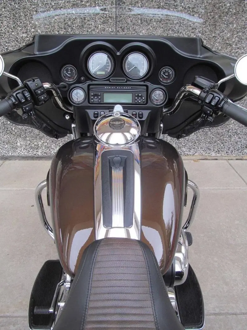 Harley-Davidson 107 Tri Glide Ultra Classic (2014 - 15) - FLHTCUTG (7)