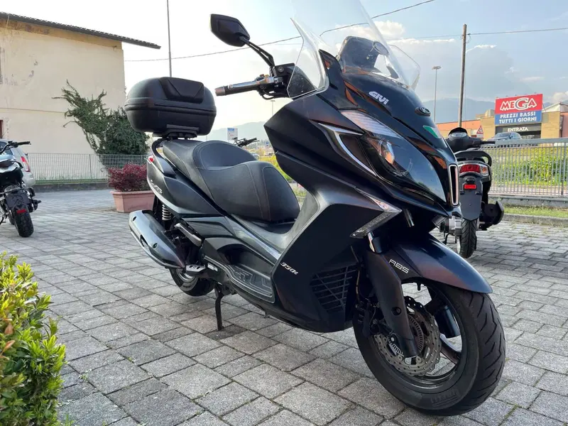 Kymco Downtown 350i ABS (2015 - 17) (4)