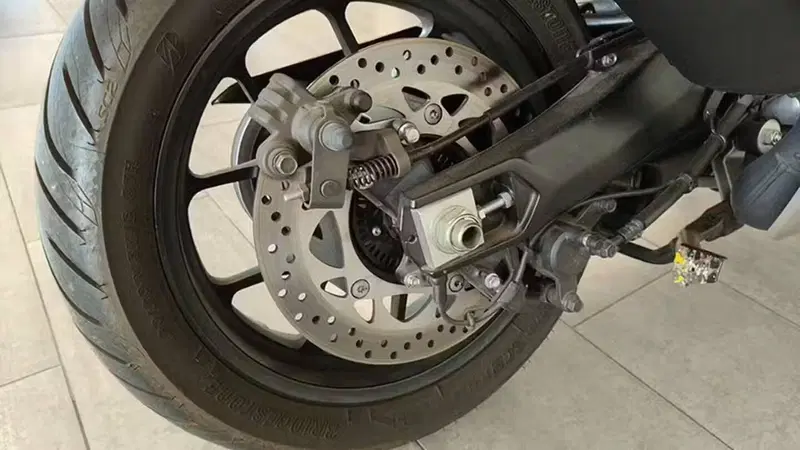 Yamaha T-Max 560 (2022 - 24) (6)