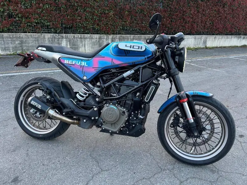 Husqvarna Vitpilen 401 (2021 - 23) (2)