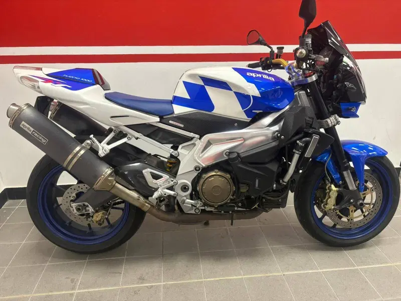 Aprilia Tuono 1000 R Factory (2006 - 11) (2)