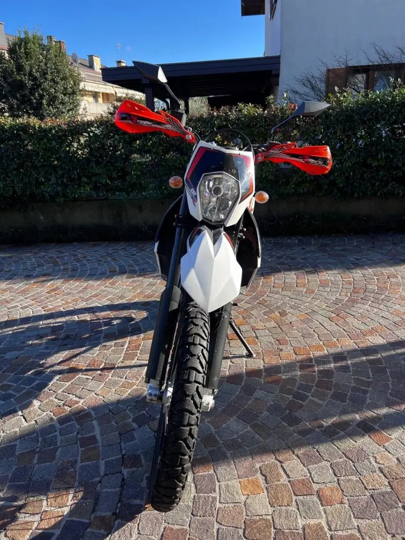 KTM 690 Enduro R (2012 - 17) (6)