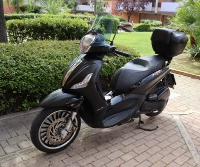 Piaggio Beverly 300 i.e. Police ABS-ASR (2017 - 20) usata