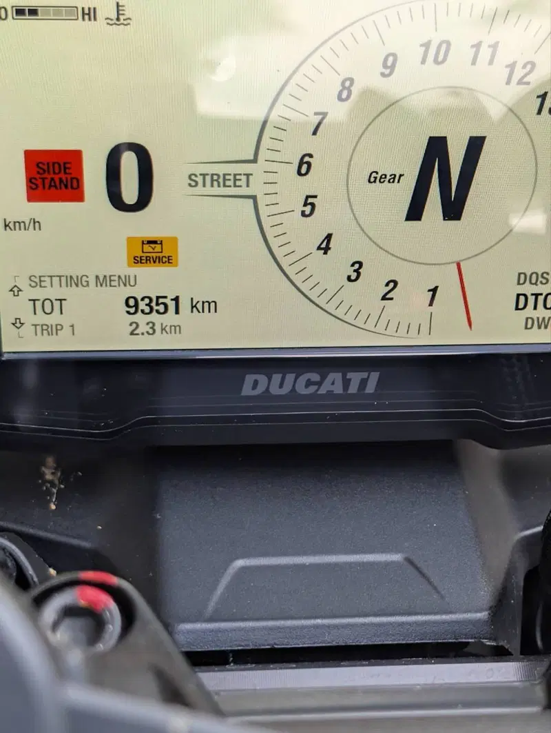 Ducati Streetfighter V4 1100 S (2021 - 22) (4)